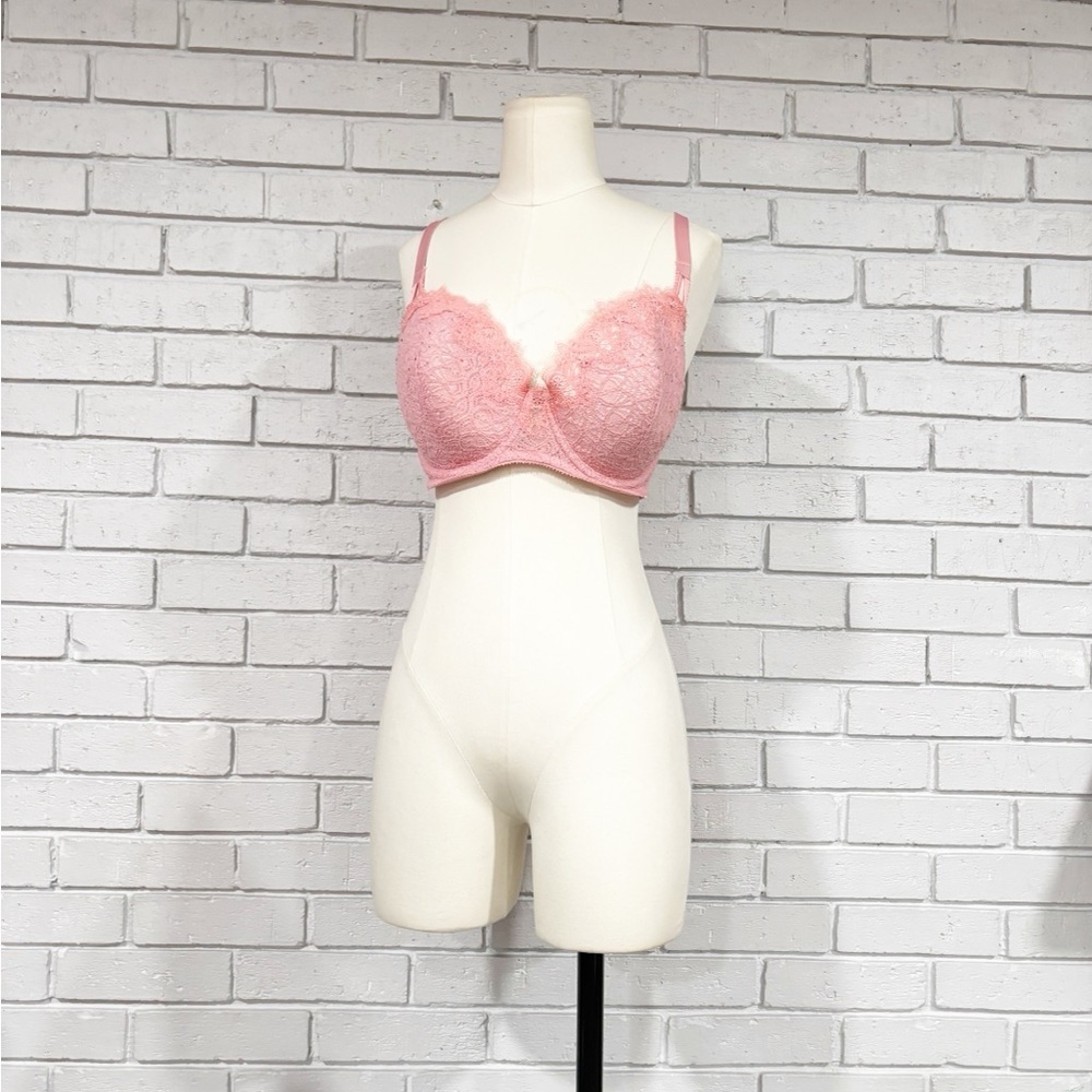Victoria's Secret Pink Lace‎ Bra